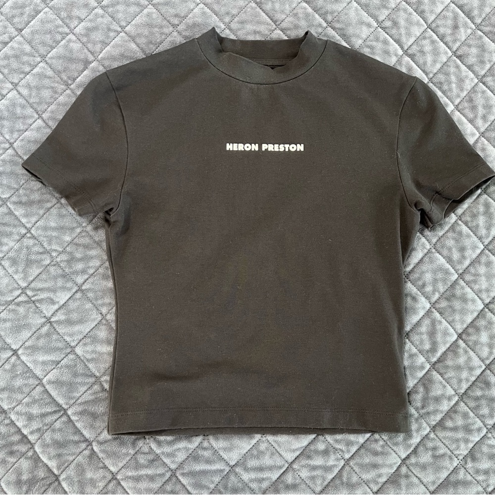 HERON PRESTON Shirt Women’s Small Top Black Crop Short Sleeve  B9